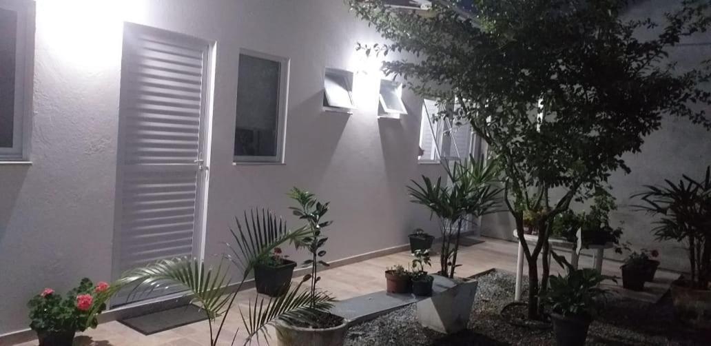 Pousada Casa Verde - Quartos Individuais - Smart Tv 32 - E Banheiro Privativo Daire Itajaí Dış mekan fotoğraf